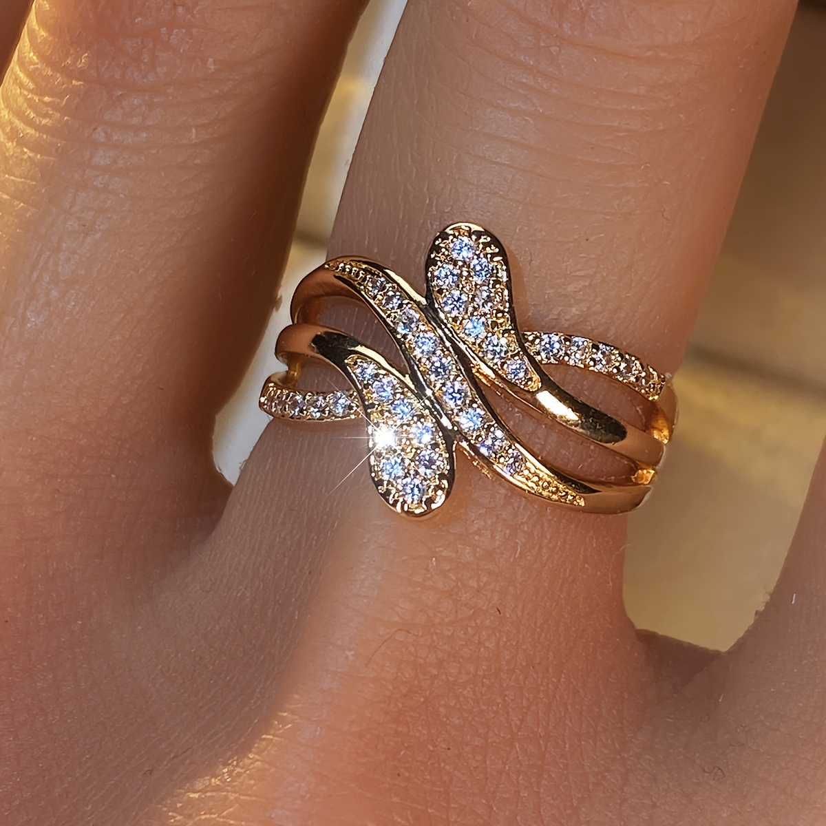 Stylish Ring with Aid for Women on the Go